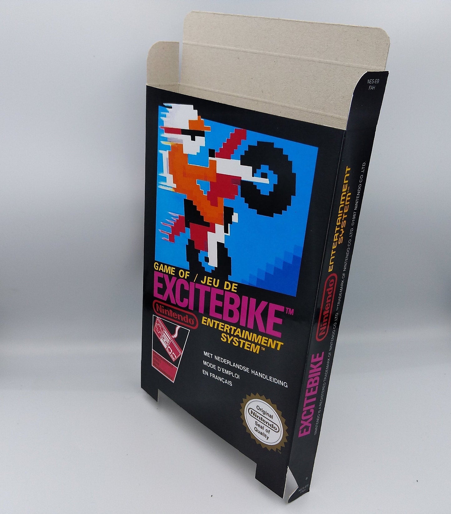 Excitebike - Box Replacement, Dust Cover, Block - NES - thick cardboard as in the original. Top Quality !