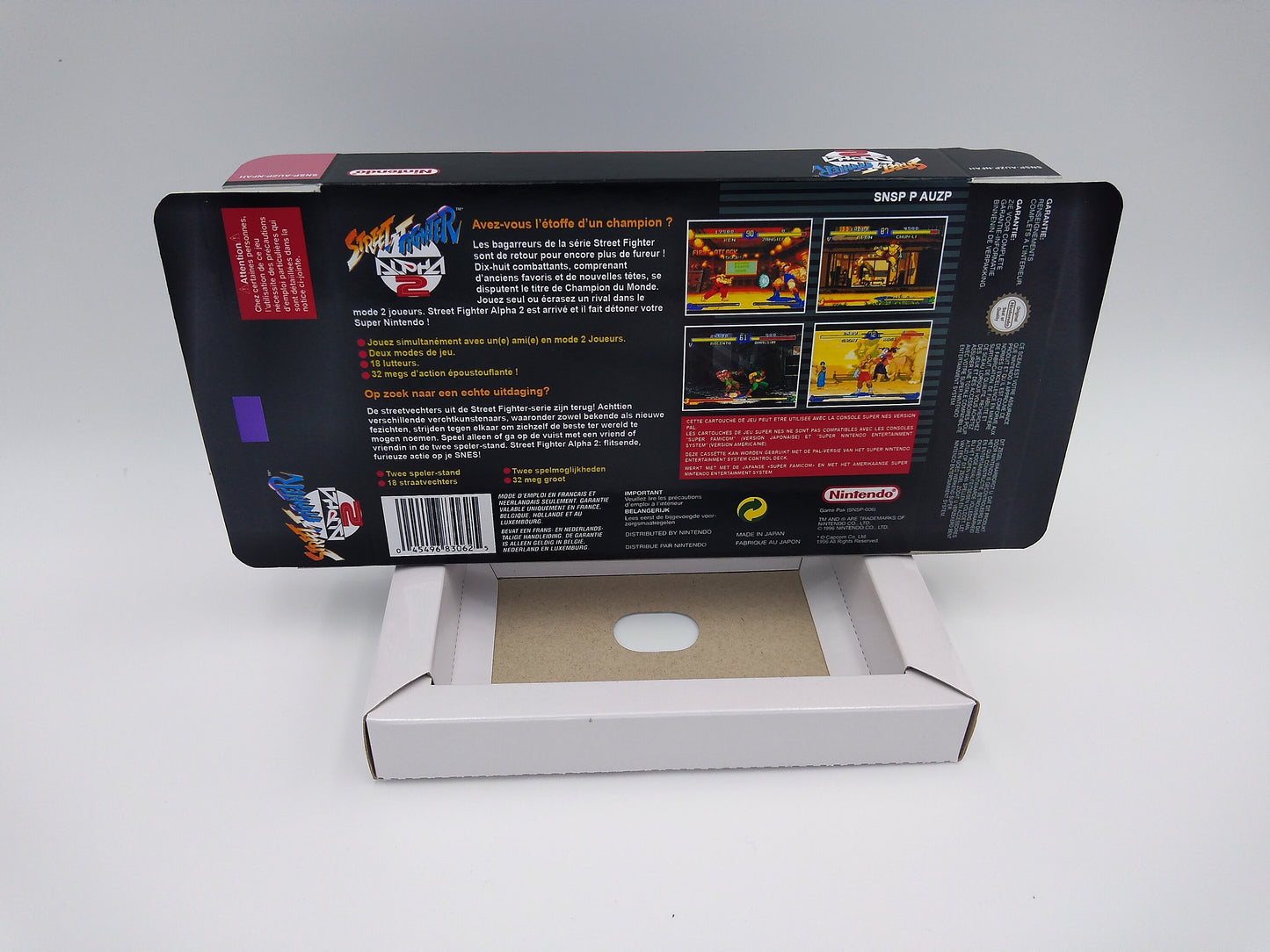 Street Fighter Alpha 2 - PAL or NTSC - box with inner tray option - SNES - thick cardboard as in the original. Top Quality !