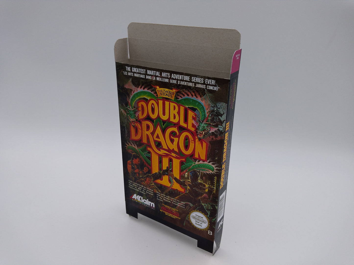Double Dragon III : The Sacred Stone - box replacement only - NES - ntsc or PAL - thick cardboard as in the original. Top Quality !