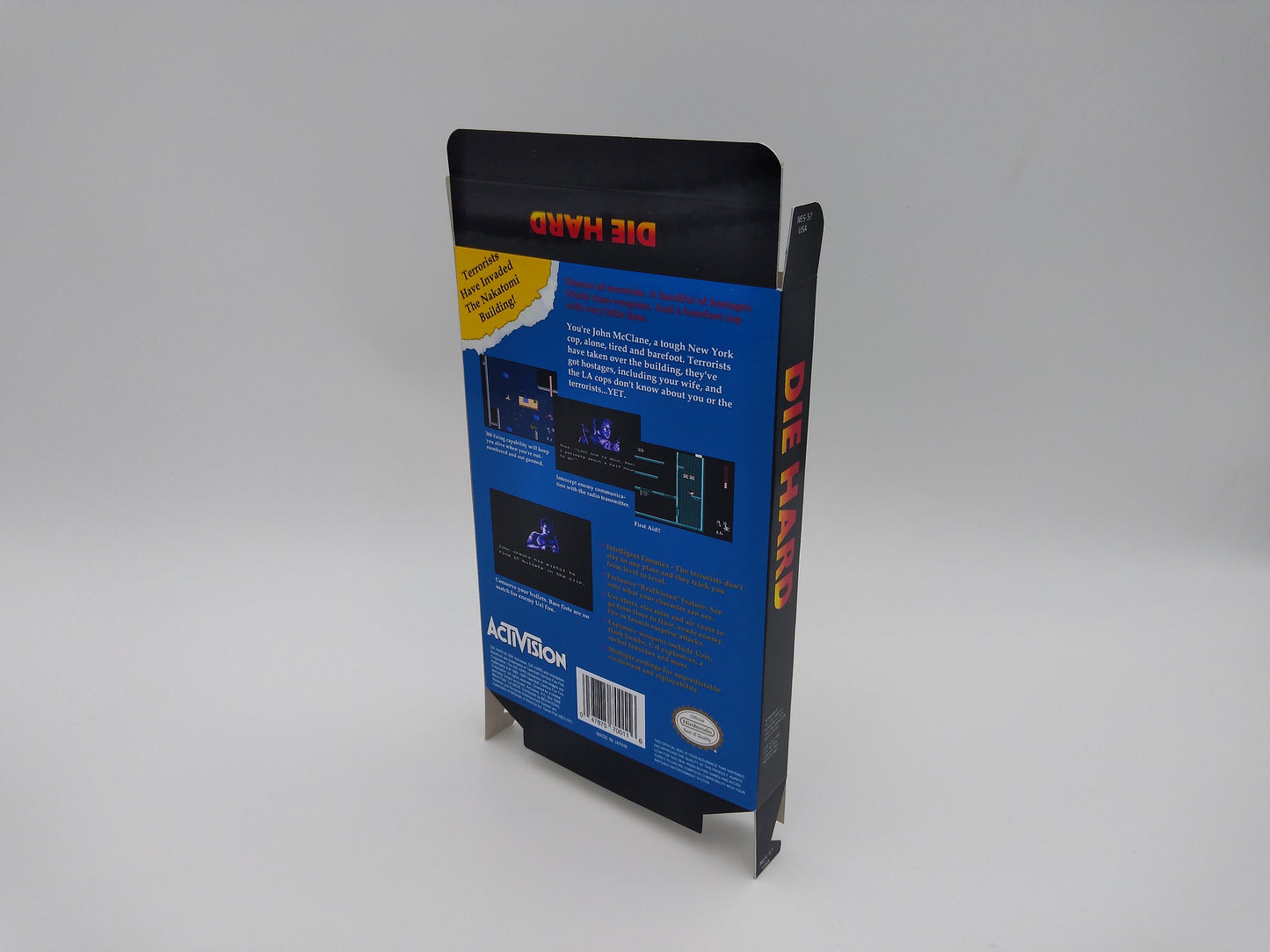 Die Hard - Box Replacement, Dust Cover, Block - NES - thick cardboard as in the original. Top Quality !!