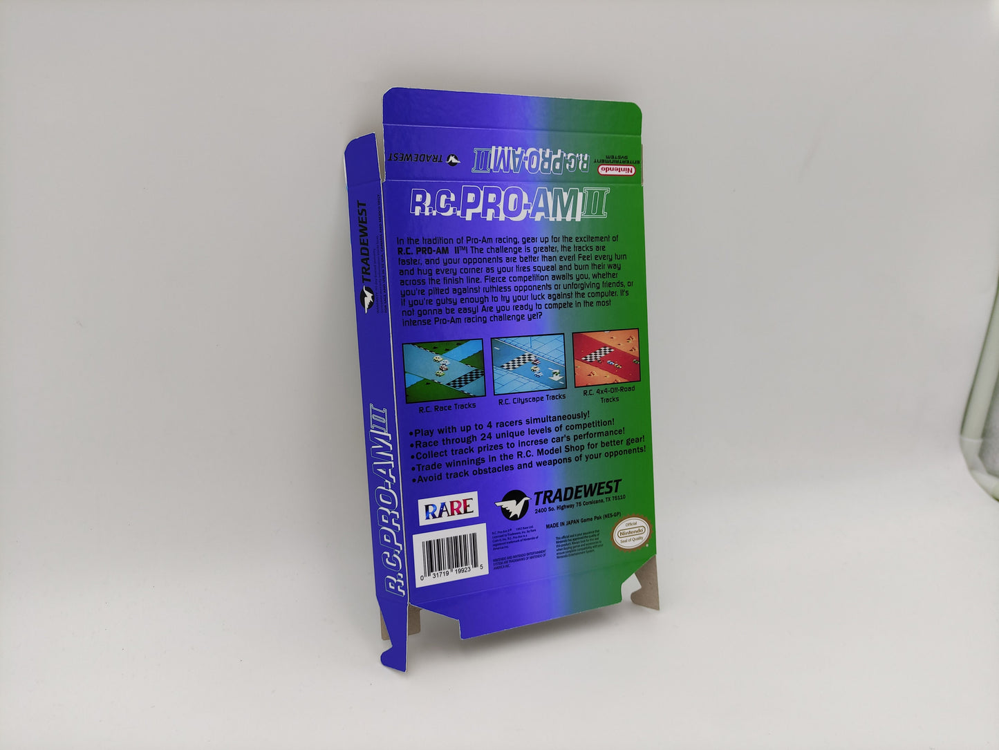 R.C. Pro-Am II - Box Replacement, Dust Cover, Block - NES - thick cardboard as in the original. Top Quality !