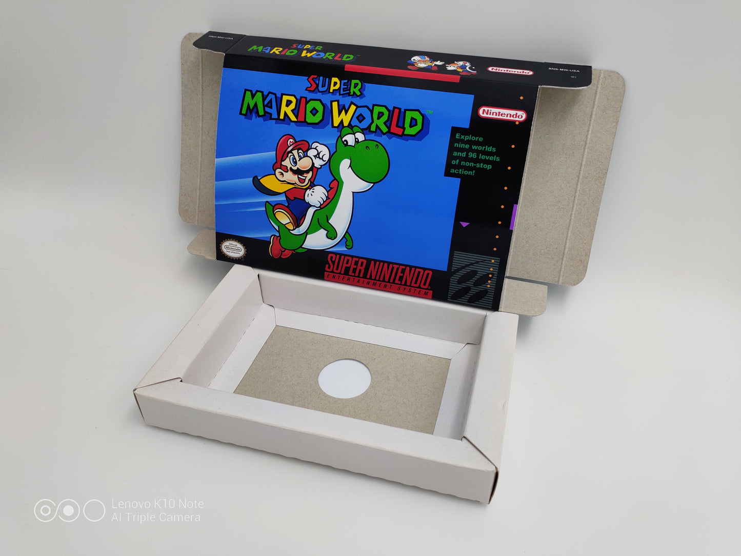 Super Mario World - NTSC or PAL - box replacement with inner tray option - SNES - thick cardboard as in the original. HQ!