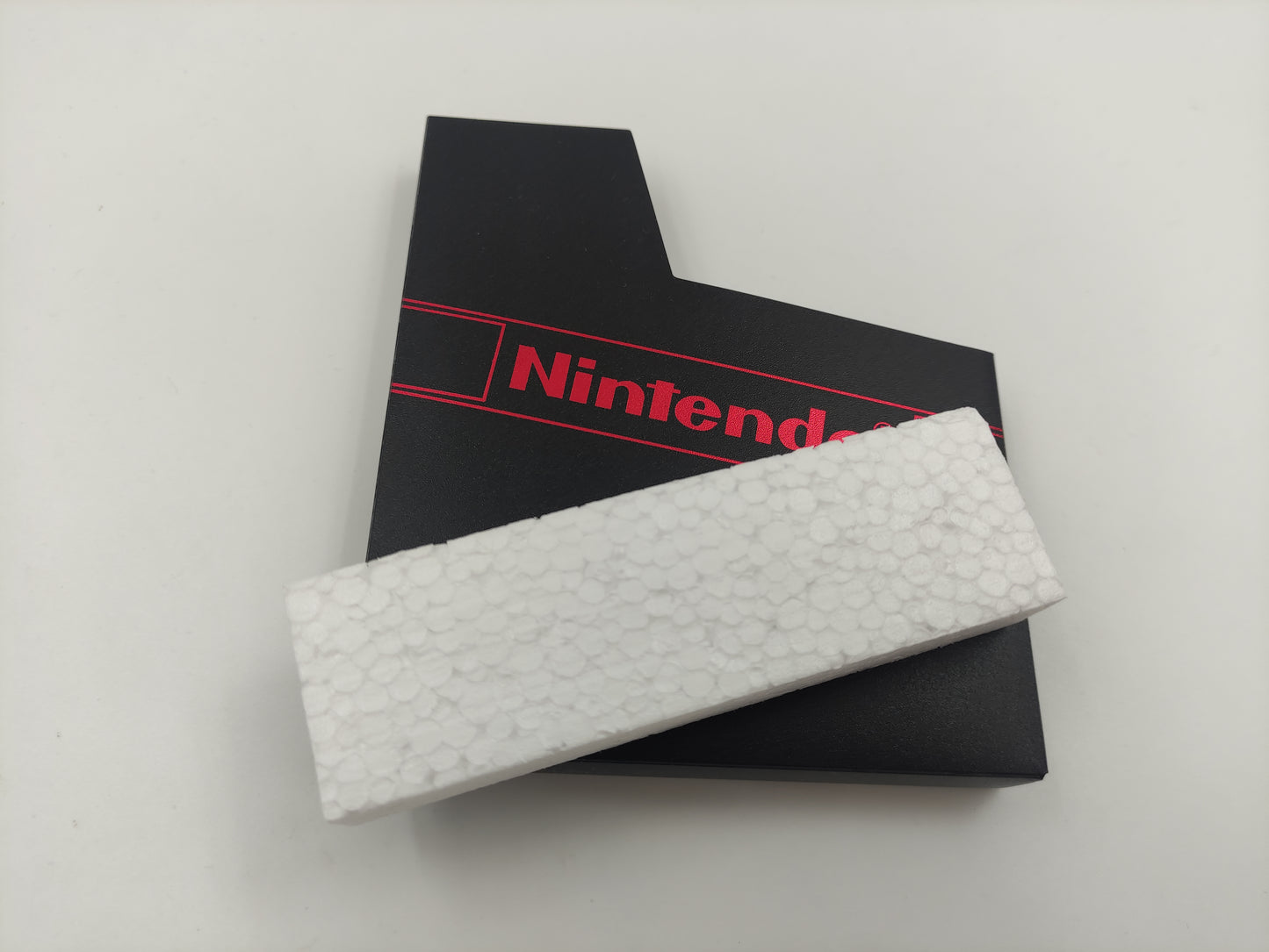 Big Nose Freaks Out - Box Replacement, Dust Cover, Block - NES - thick cardboard as in the original. Top Quality !