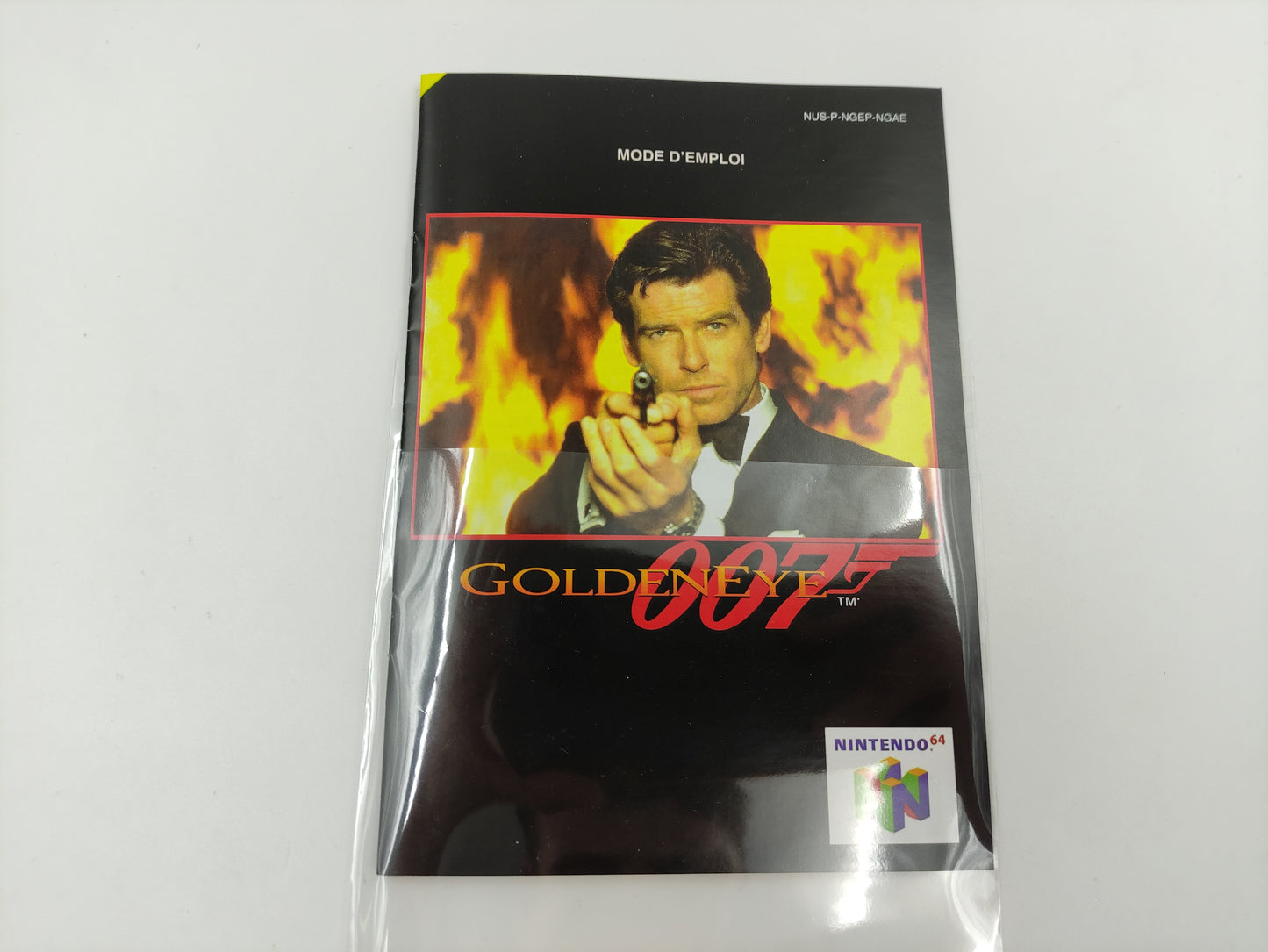 GoldenEye 007 - NTSC, Pal or Australian PAL - Replacement Box, Manual, Inner Tray - Nintendo 64/ N64 - thick cardboard as in the original.