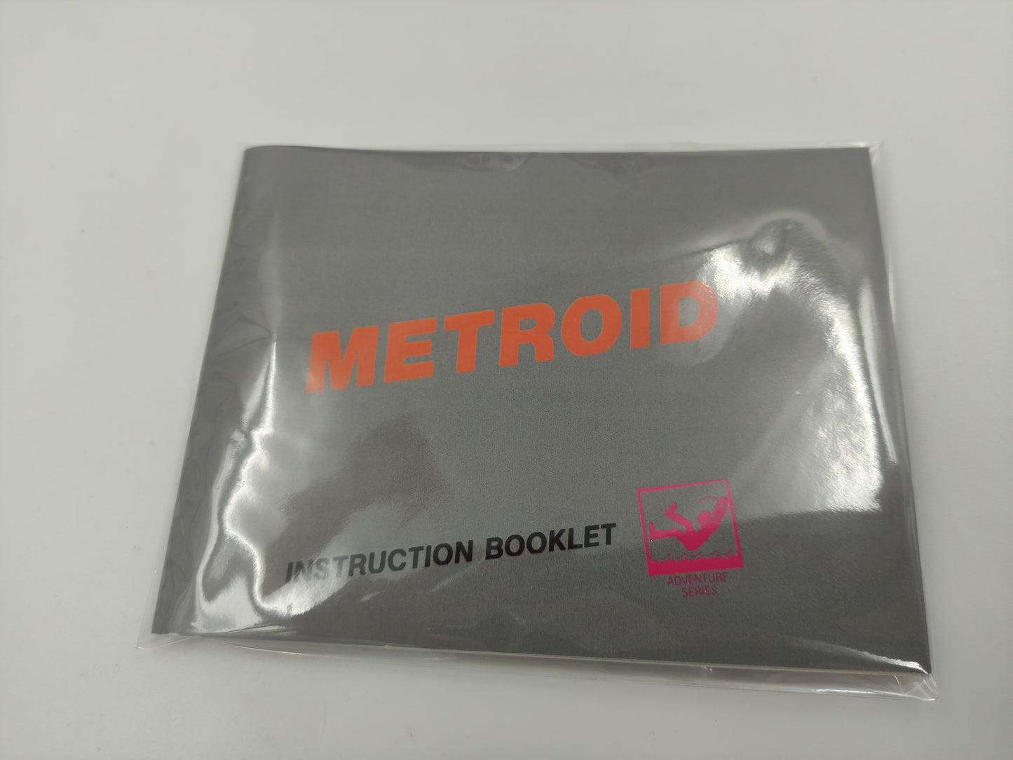 Metroid - box replacement only - NES  - Replacement Box, Manual, Dust Cover, Block - NTSC or PAL - thick cardboard as in the original. Top Quality !