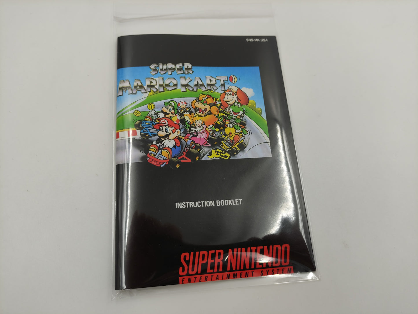 Super Mario Kart - Box Replacement, Manual, Inner Tray - PAL or NTSC - SNES - thick cardboard as in the original.