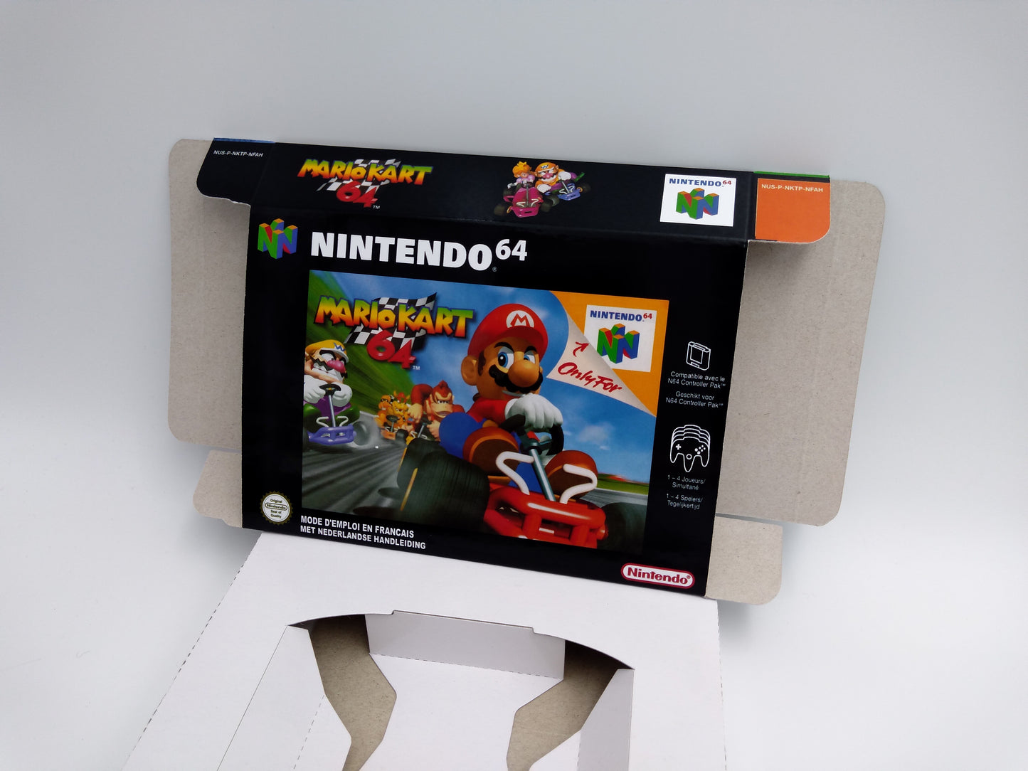 Mario Kart 64 - box with inner tray option - Nintendo 64/ N64 - Pal, NTSC, Australian PAL, Japan NTSC - thick cardboard as in the original.