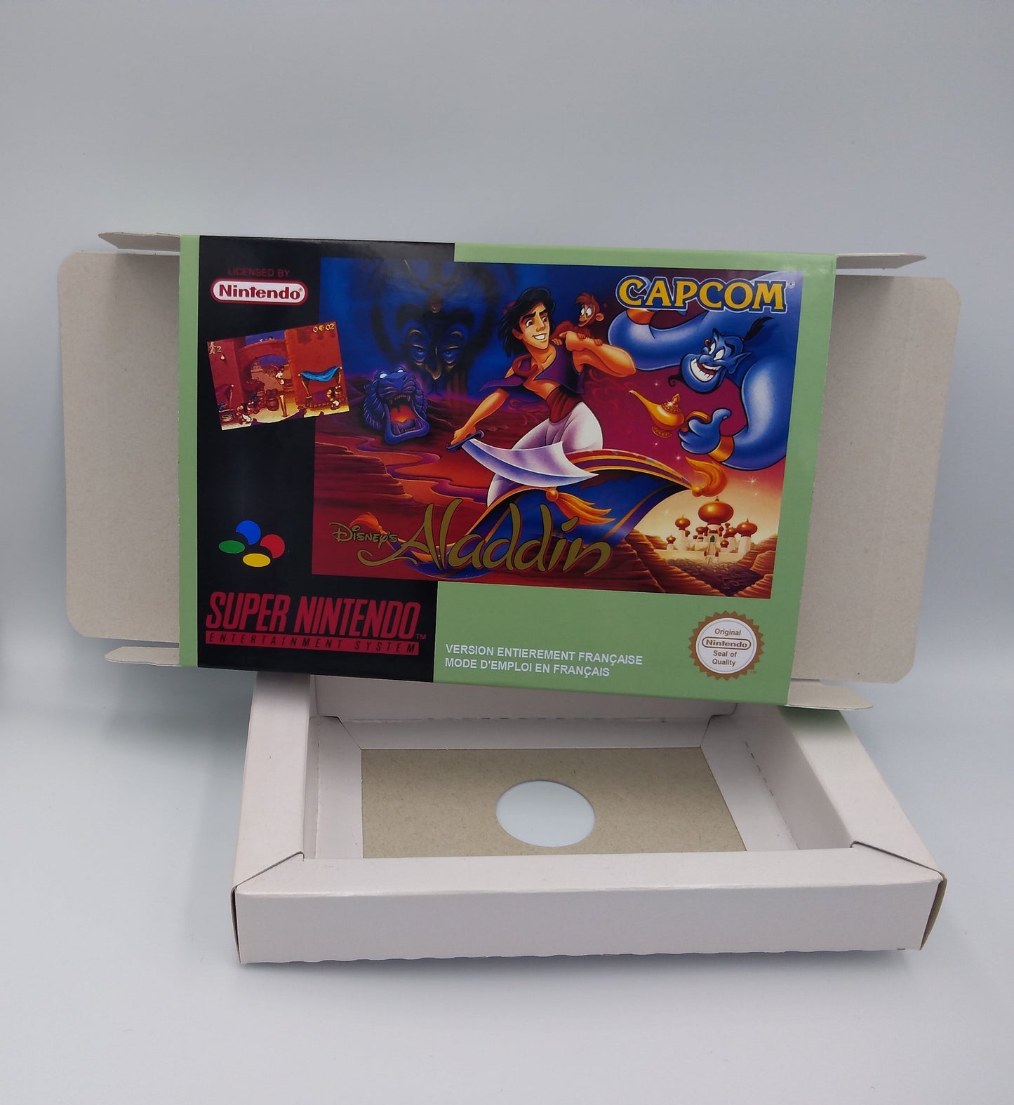 Aladdin - PAL or NTSC - box with inner tray option - SNES - thick cardboard as in the original. Top Quality !