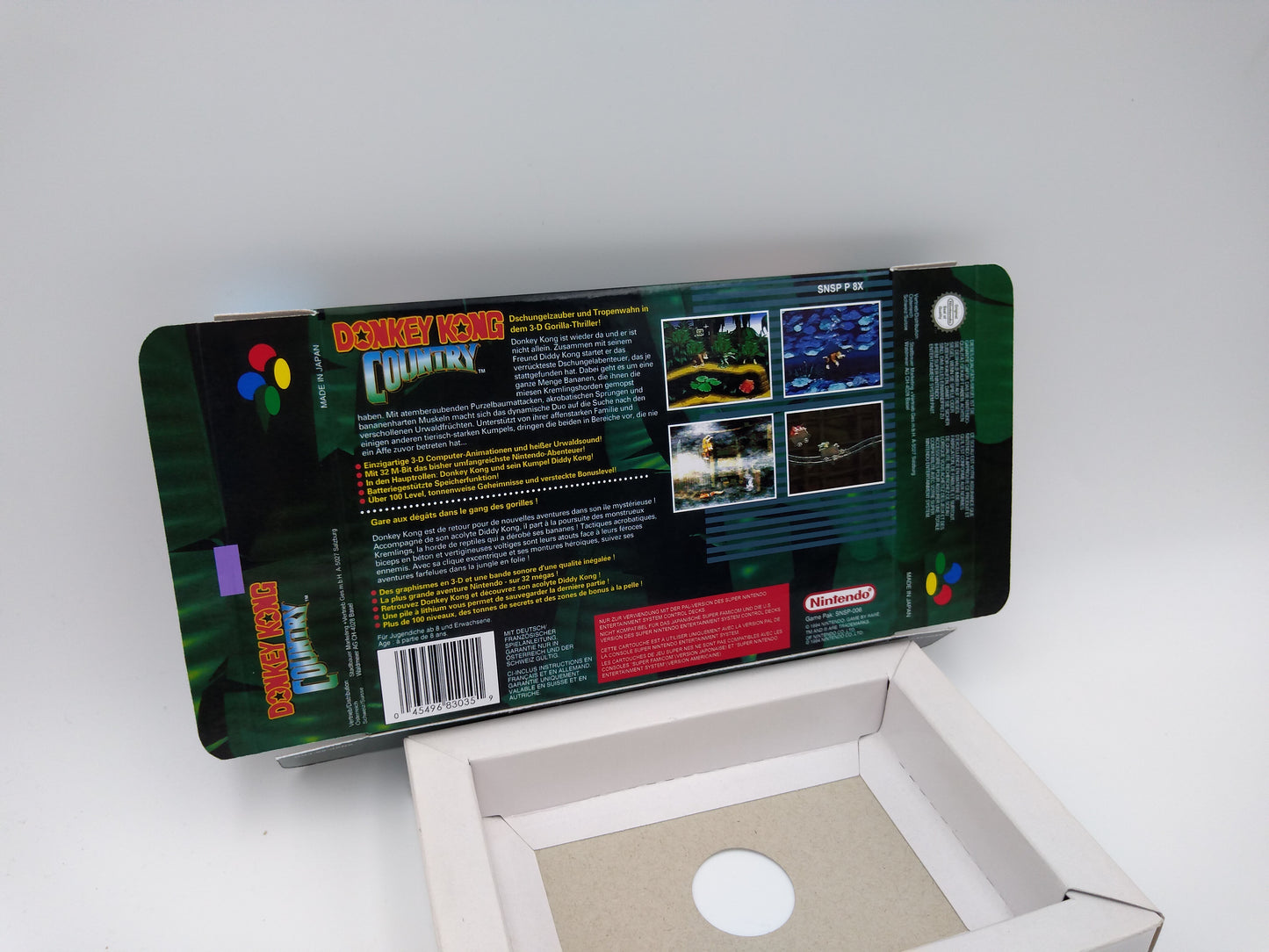 Donkey Kong Country - Replacement Box, Manual, Inner Tray - PAL or NTSC - SNES - thick cardboard as in the original. Top Quality !