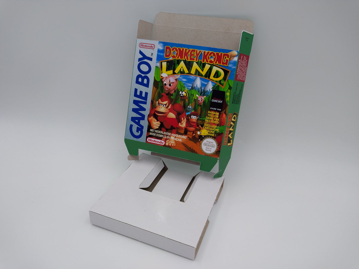 Donkey Kong Land - box with inner tray option - PAL or NTSC - Game Boy/ GB - thick cardboard. Top Quality !!