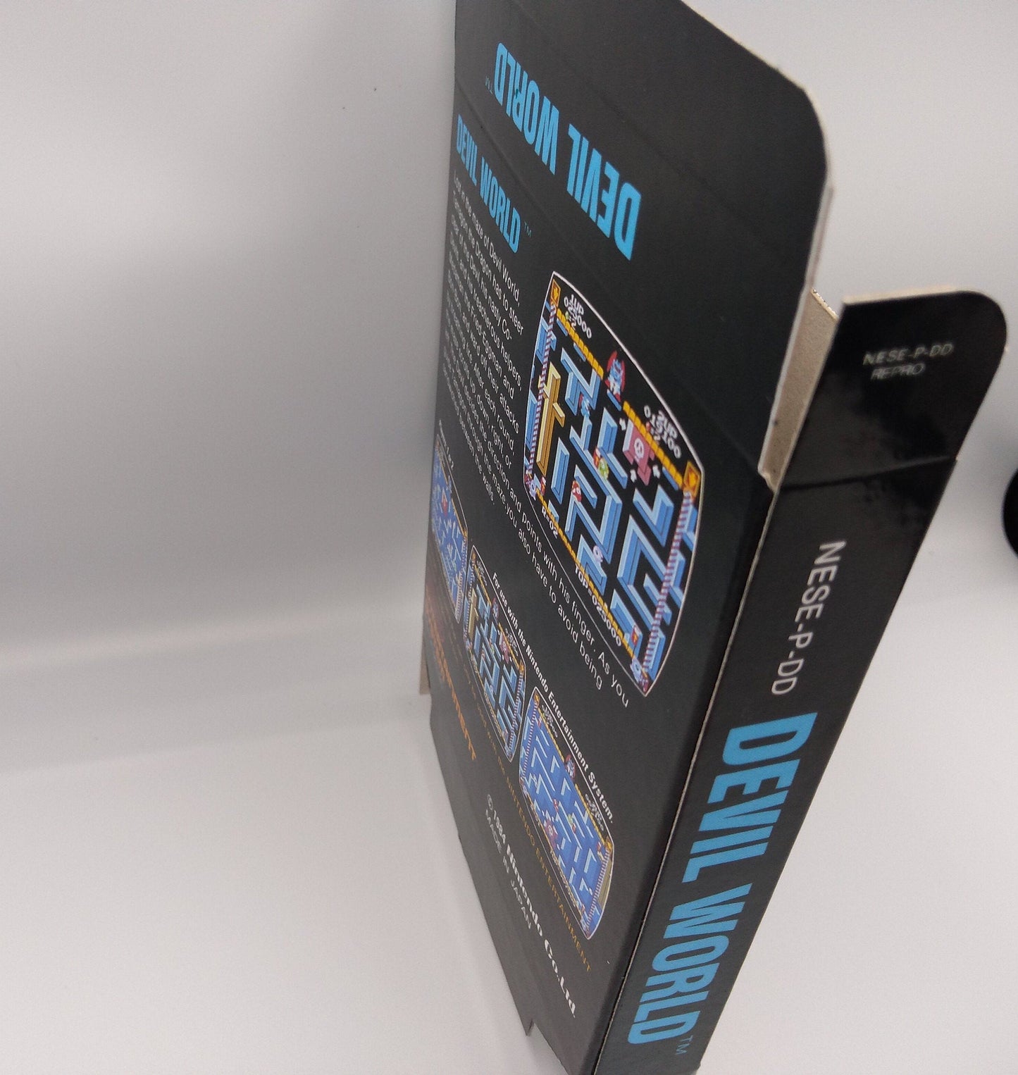 Devil World - PAL - NES - box replacement only - thick cardboard as in the original.