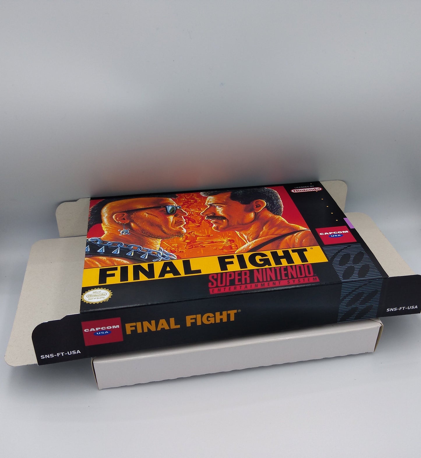 Final Fight - box with inner tray option - NTSC or PAL - Super Nintendo/ SNES - thick cardboard. Top Quality !