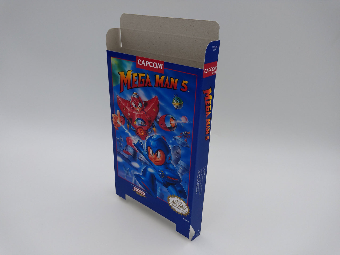 Mega Man 5 - Box only - NES - NTSC or PAL - thick cardboard as in the original. Top Quality !