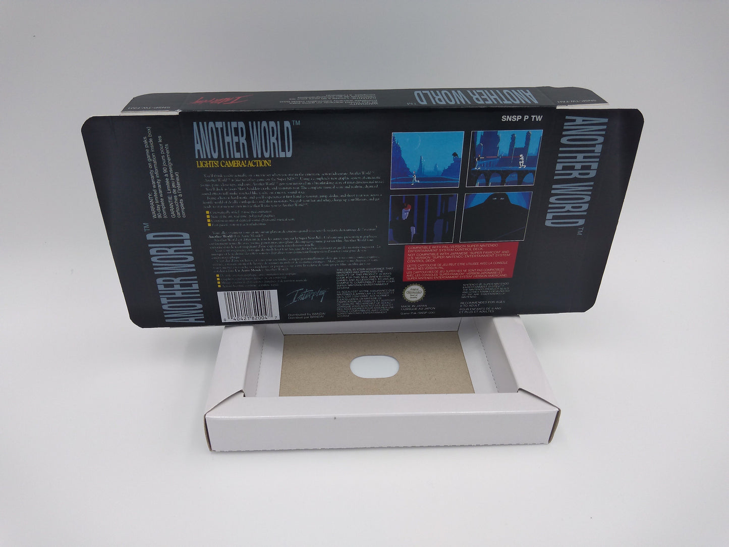 Out of This World - NTSC or PAL - box with inner tray option - SNES - thick cardboard as in the original. Top Quality !!