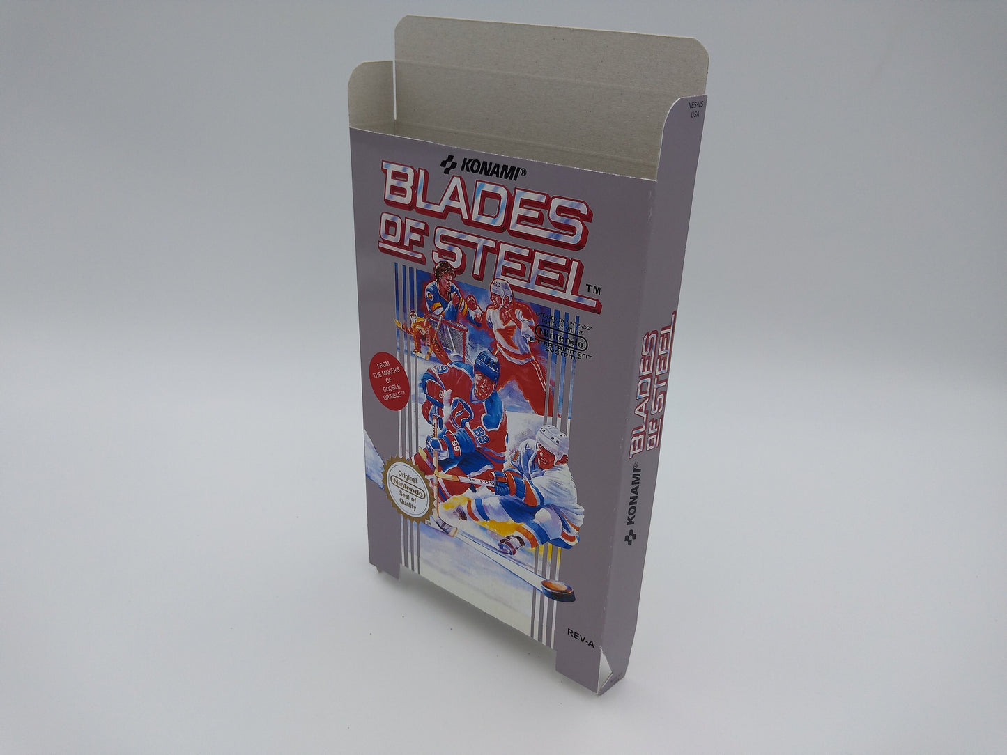 Blades of Steel - Box only - NTSC or PAL - NES - thick cardboard as in the original. Top Quality !