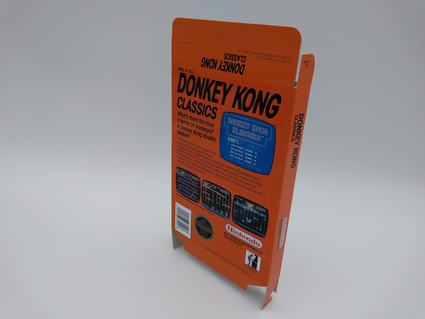 Donkey Kong Classic - Box Replacement, Dust Cover, Block - NES - NTSC or PAL - thick cardboard as in the original. Top Quality !