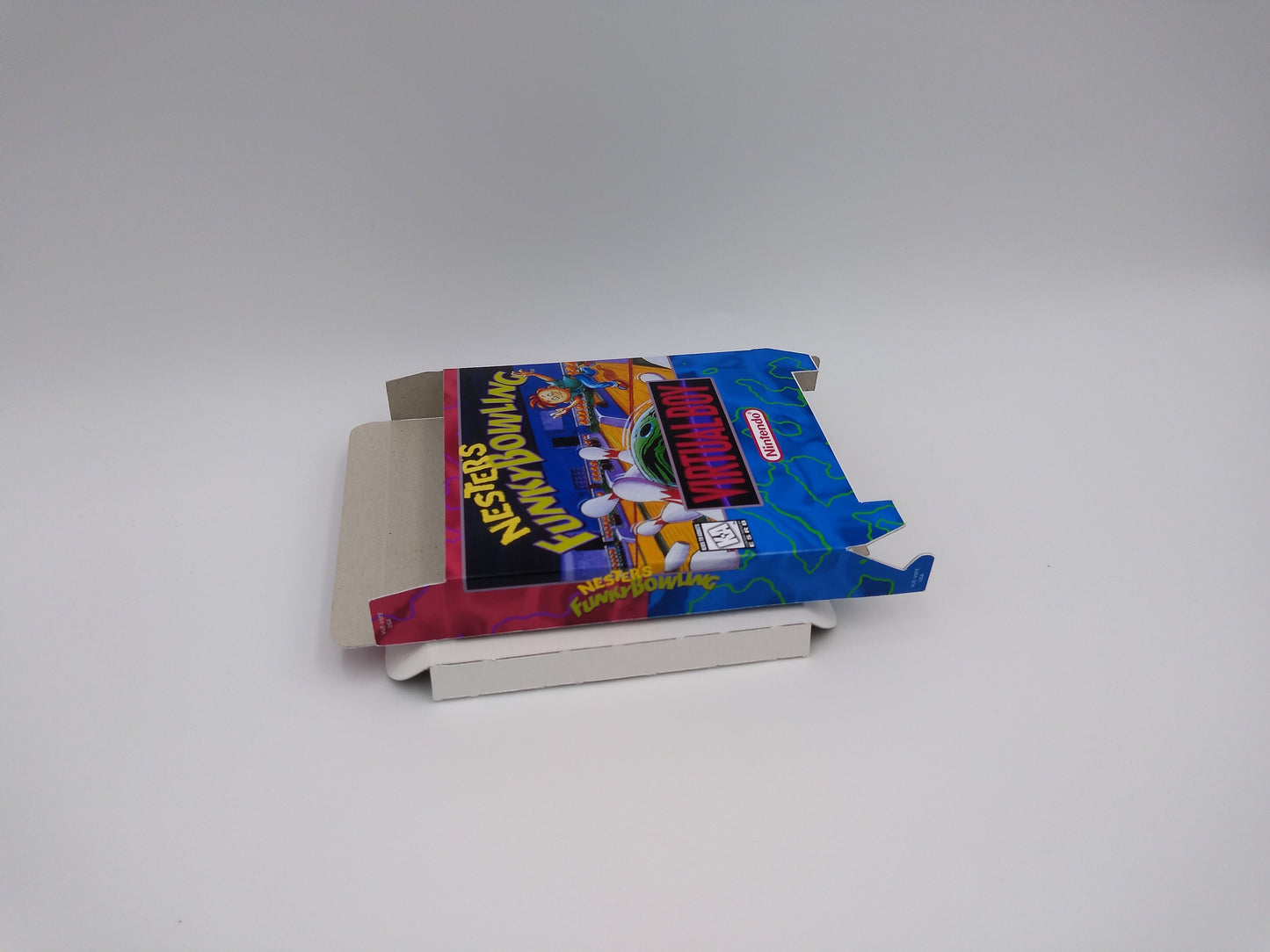 Nester's Funky Bowling - Virtual Boy box with insert option - thick cardboard. Top Quality !!