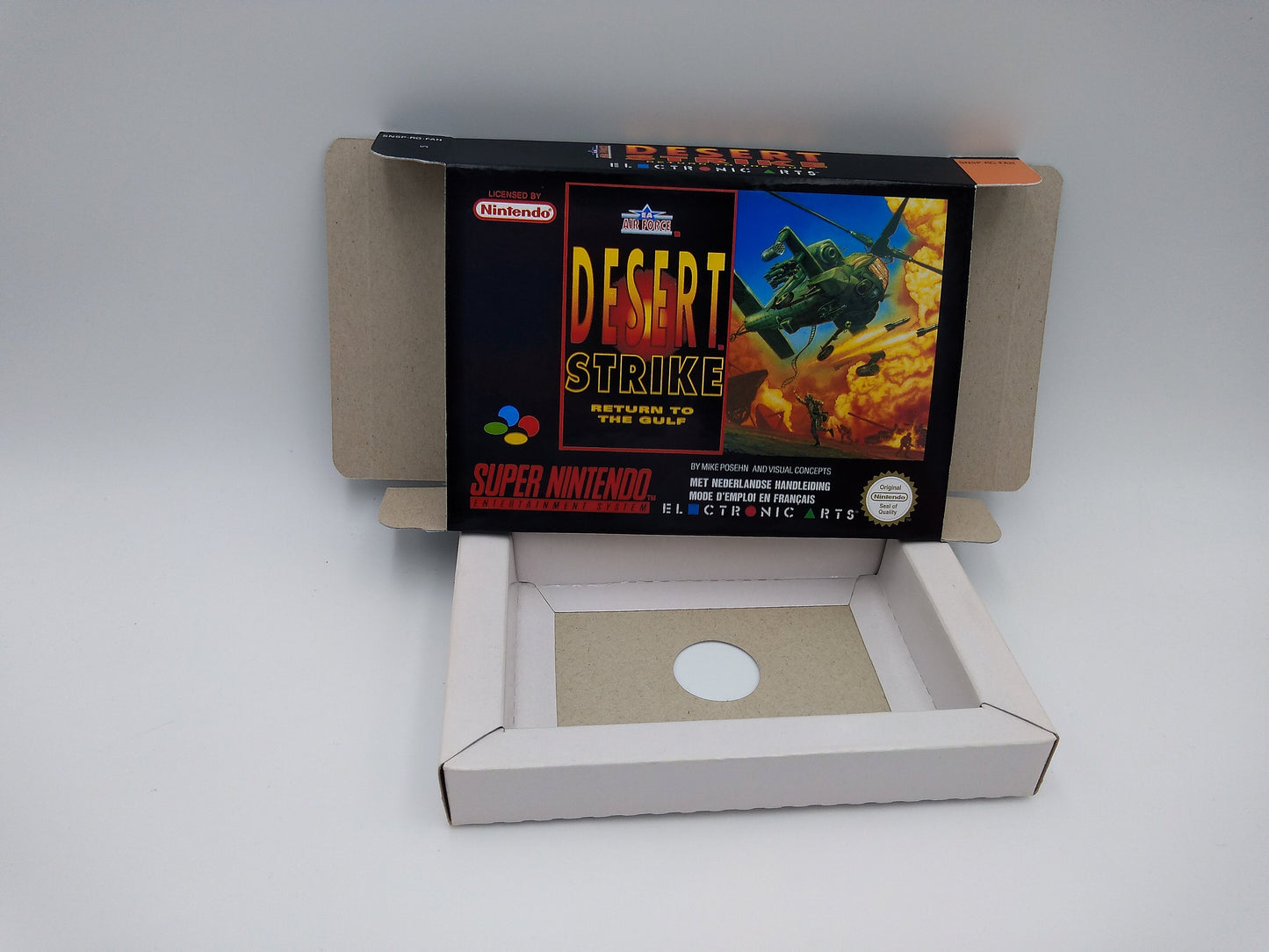 Desert Strike - Return to the Gulf - box with inner tray option - SNES - thick cardboard as in the original. HQ !