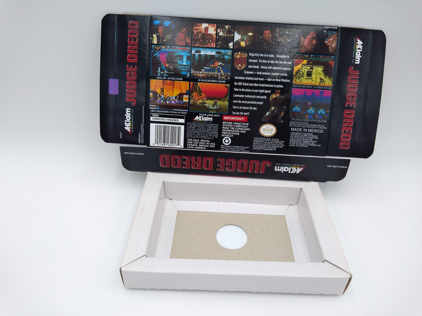 Judge Dredd - box with inner tray option - SNES - thick cardboard as in the original. Top Quality !