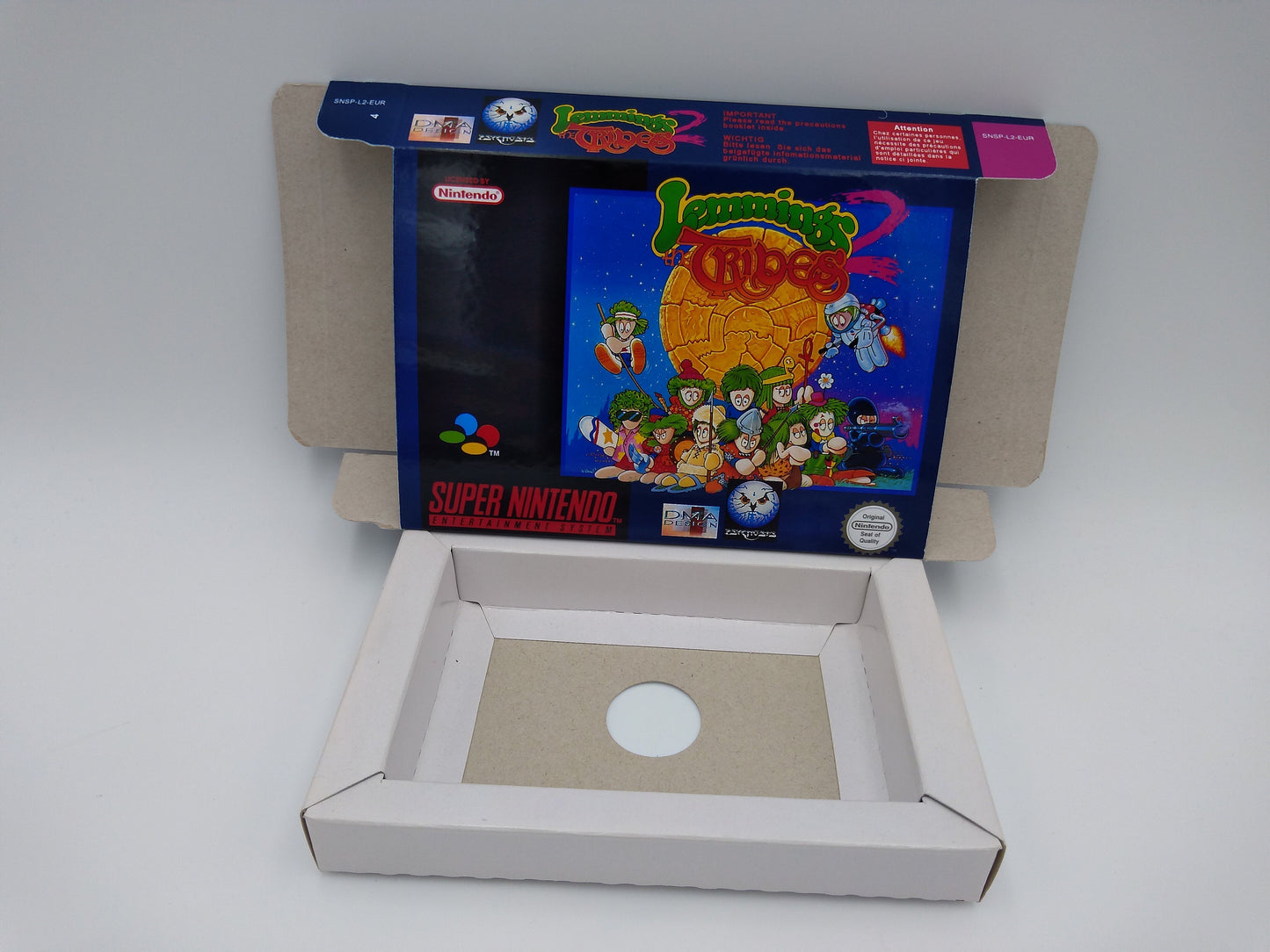 Lemmings 2 - box with inner tray option - PAL or NTSC - SNES - thick cardboard as in the original. Top Quality !