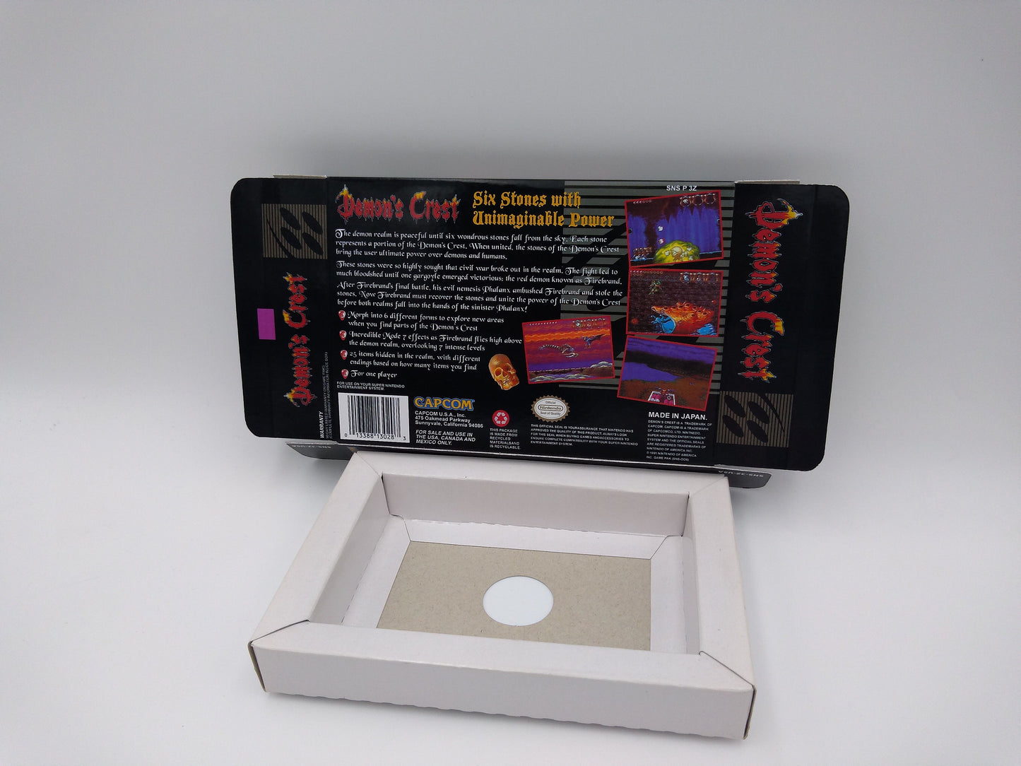 Demon's Crest - NTSC or PAL -box with inner tray option - SNES - thick cardboard as in the original.