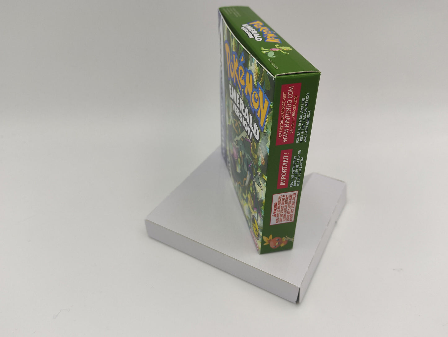 Pokemon Emerald - box with inner tray option - Game Boy Advance/ GBA - thick cardboard. Top Quality !!