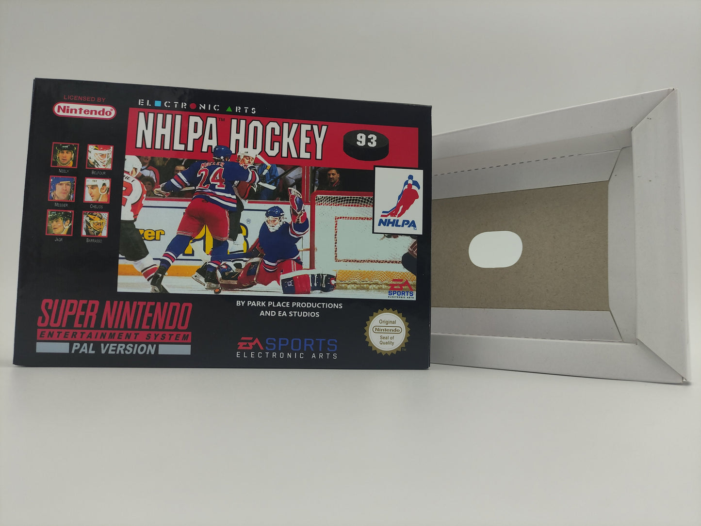 NHLPA HOCKEY - box with inner tray option - SNES - thick cardboard as in the original. Top Quality !!