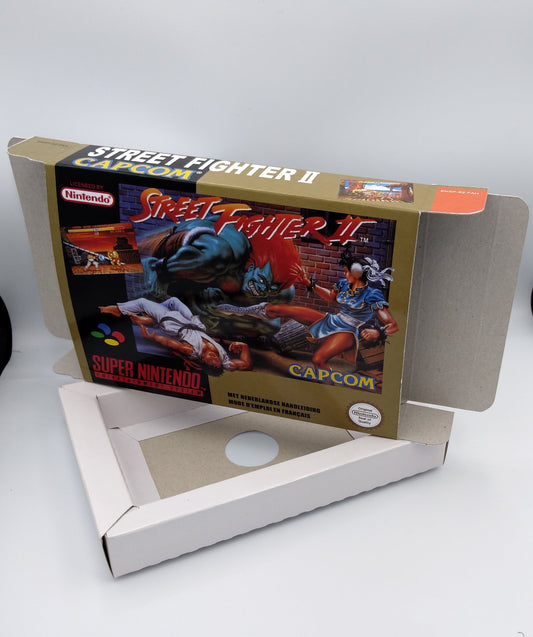 Street Fighter 2 - NTSC or PAL - box with inner tray option - SNES - thick cardboard as in the original. Top Quality !!