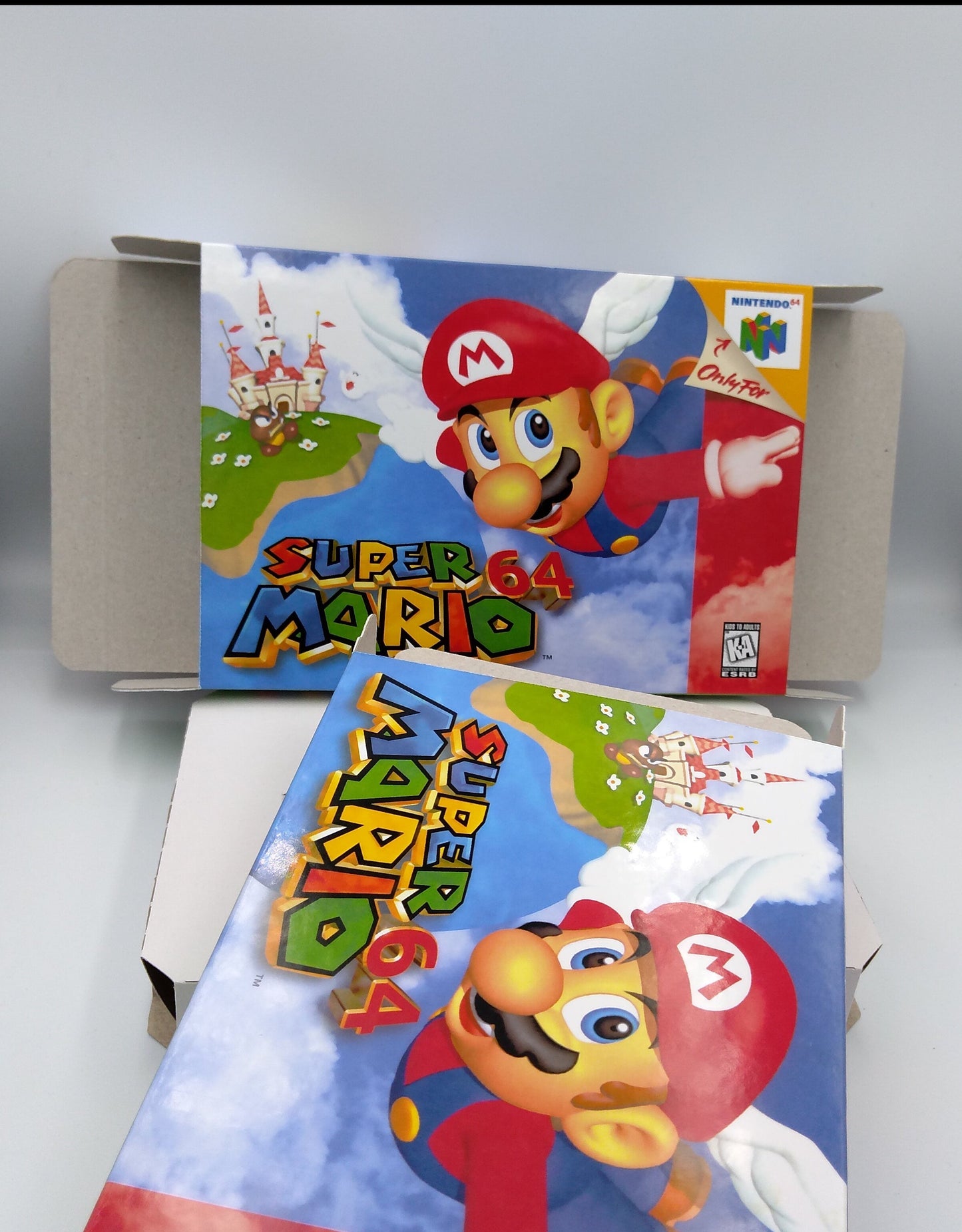 Super Mario 64 - Box Replacement, Manual, Inner Tray - PAL, NTSC or Australian PAL - Nintendo 64/ N64 - thick cardboard as in the original.