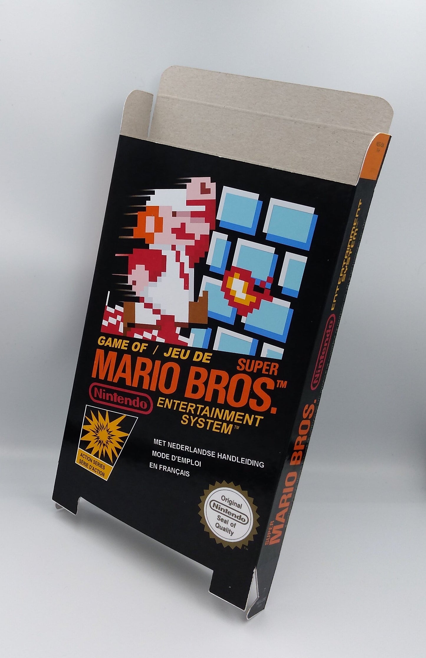 Super Mario Bros - Replacement Box, Manual, Dust Cover, Block - NTSC or PAL - NES - thick cardboard as in the original. Top Quality !