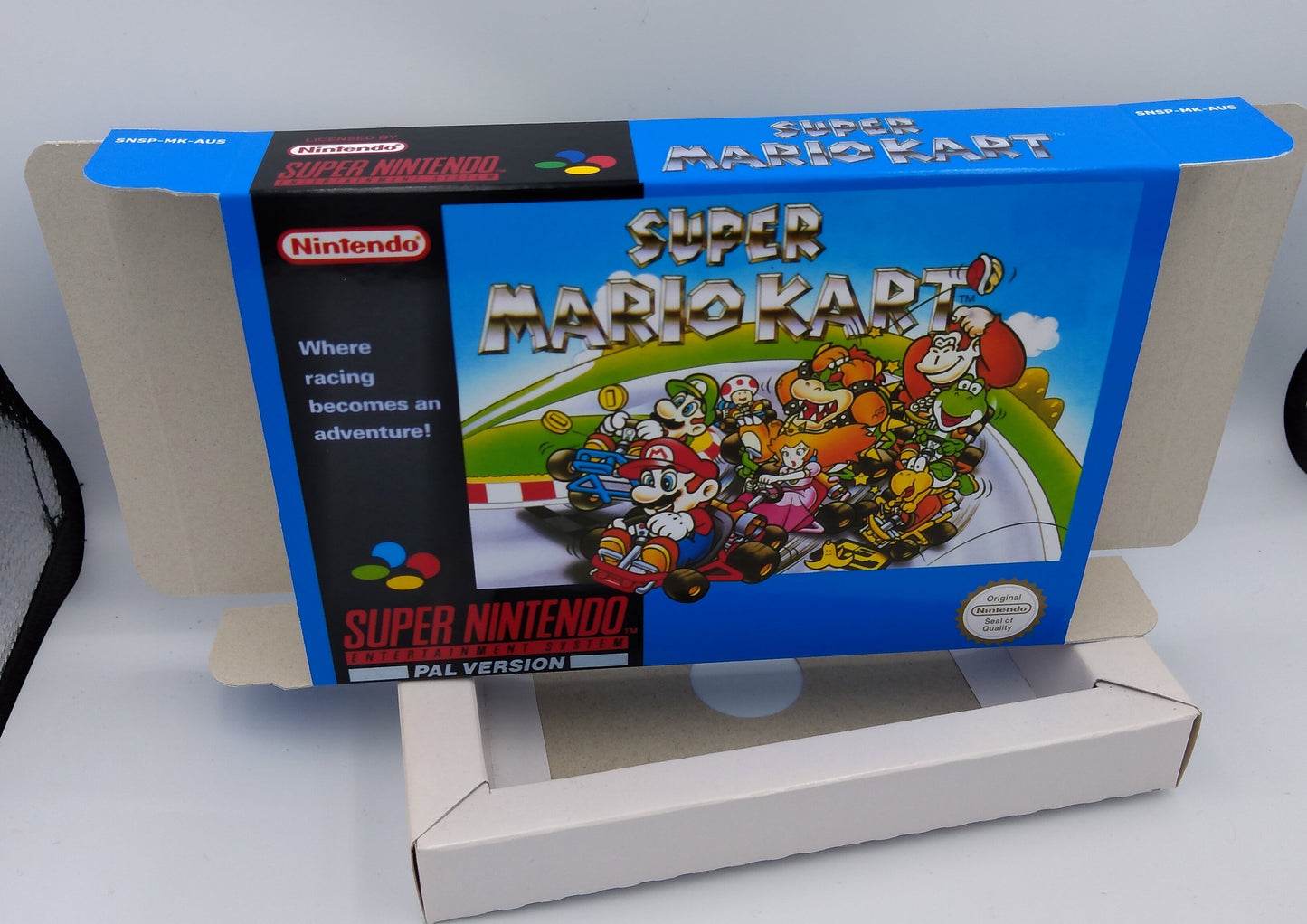 Super Mario Kart - Box Replacement, Manual, Inner Tray - PAL or NTSC - SNES - thick cardboard as in the original.