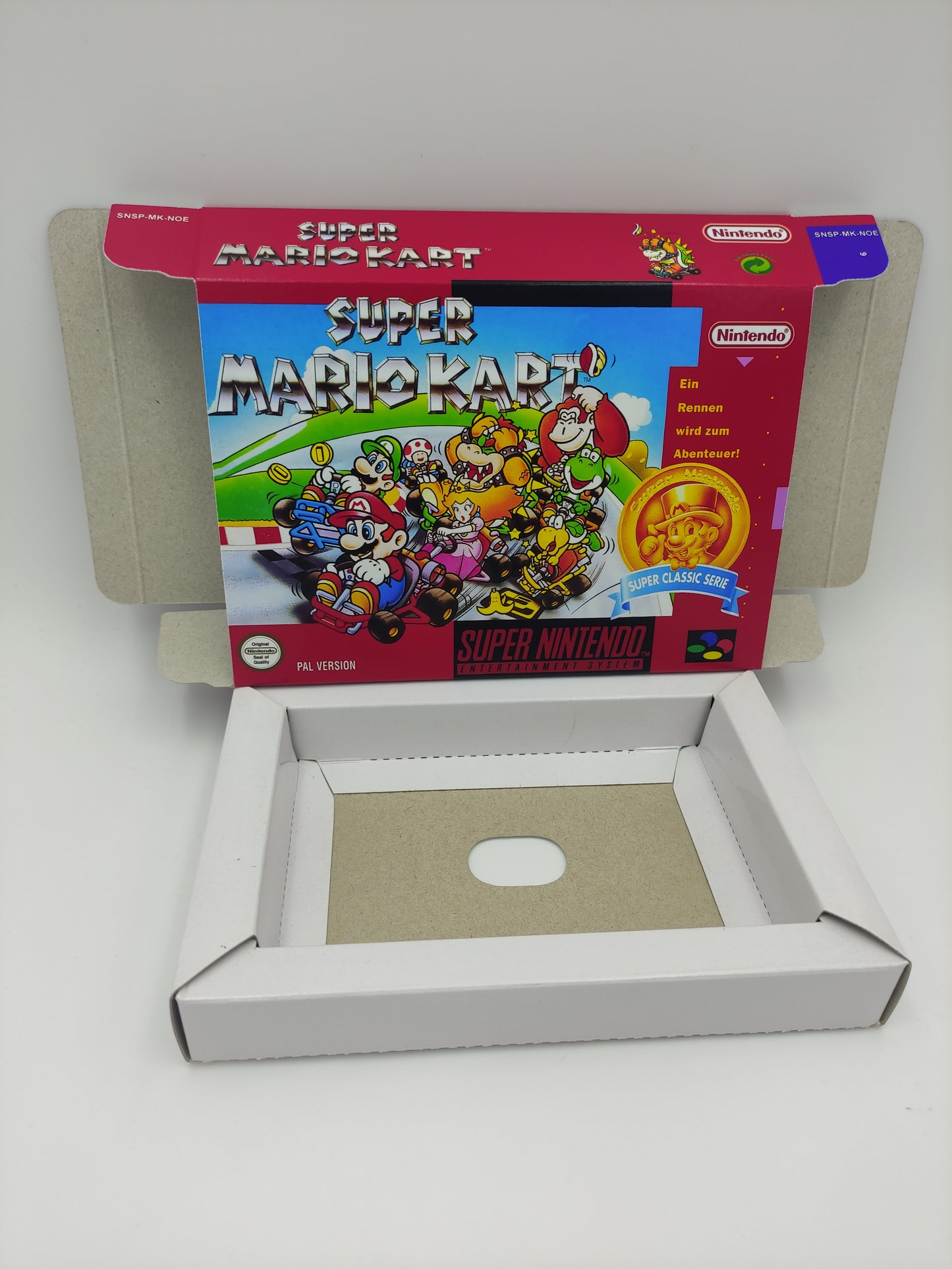 Super Mario Kart - Box Replacement, Manual, Inner Tray - PAL or NTSC - SNES - thick cardboard as in the original.