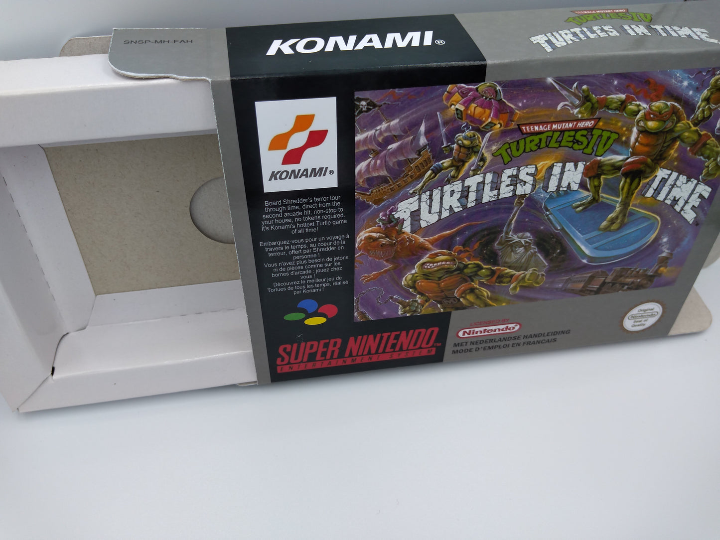 TMNT IV Turtles in Time - NTSC or Pal - box with inner tray option - Snes - thick cardboard as in the original.